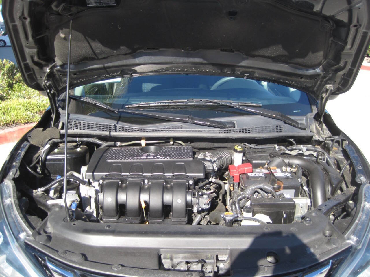 Used 2017 Nissan Sentra SR w/ SR Midnight Edition image 11