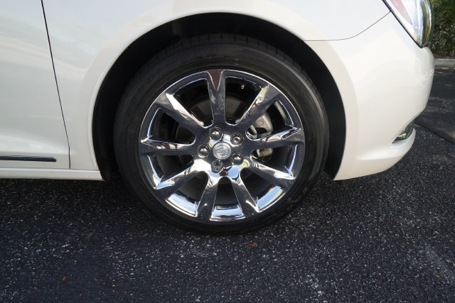 Used 2014 Buick LaCrosse Leather FWD image 35