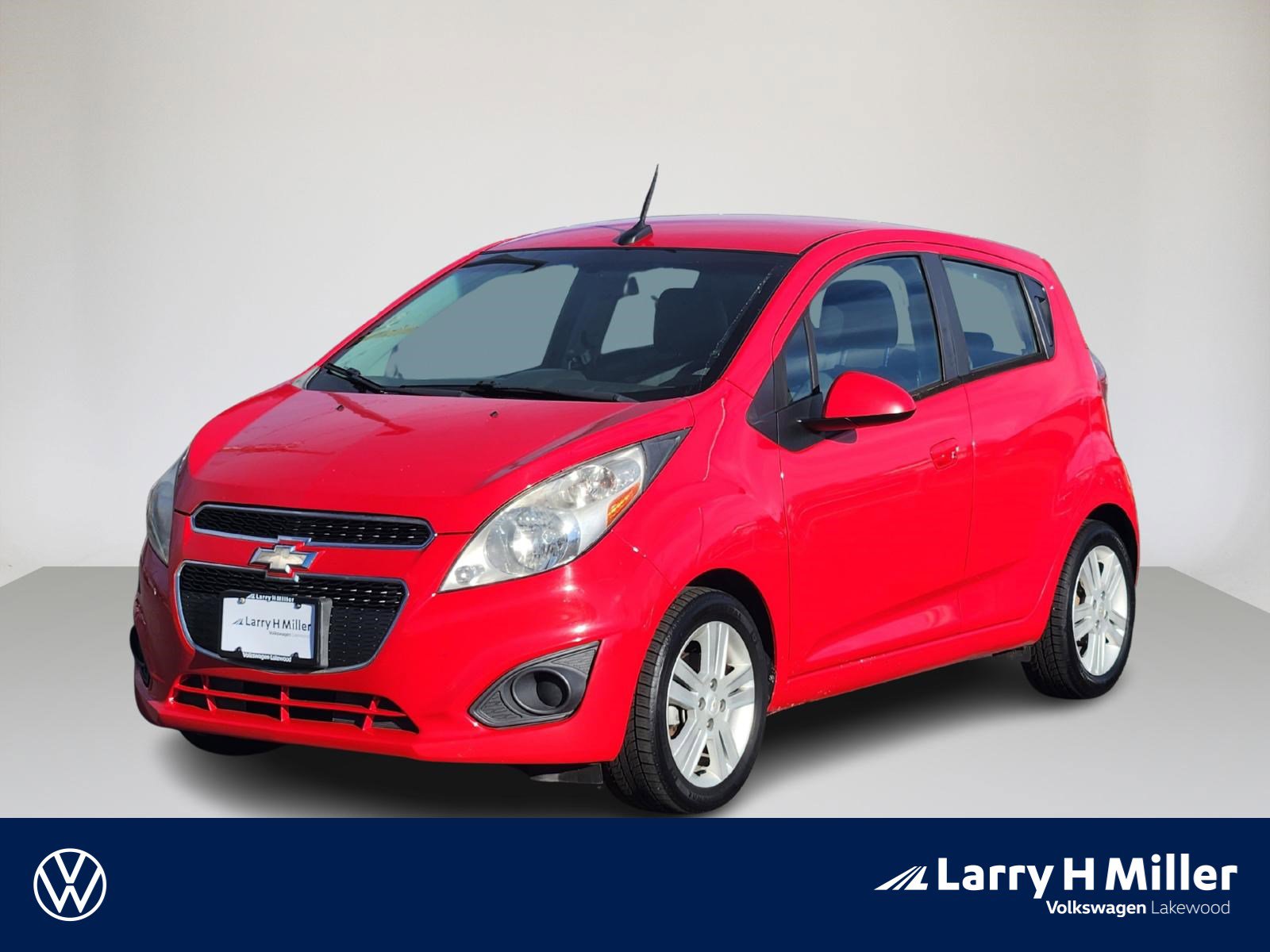 Used 2014 Chevrolet Spark LT image 1