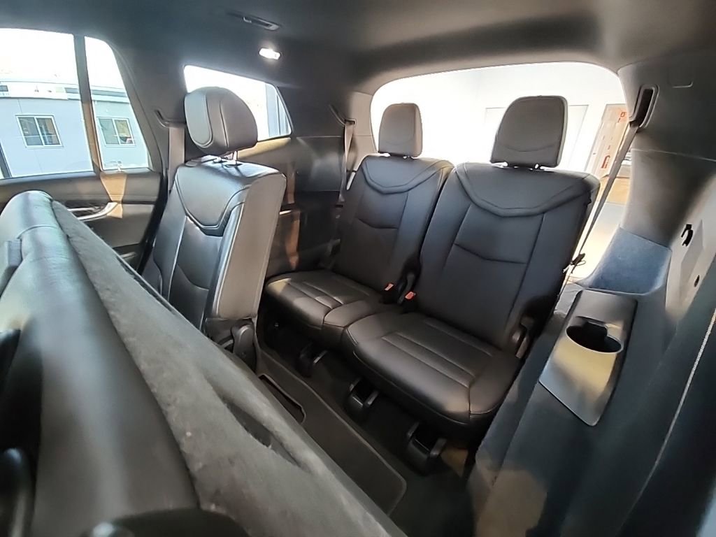 Used 2020 Cadillac XT6 Premium Luxury image 41