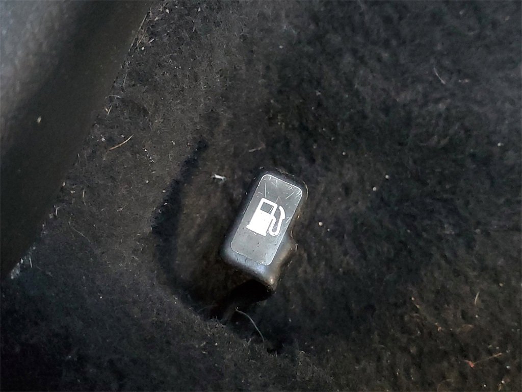 Used 2009 Pontiac Vibe GT image 18