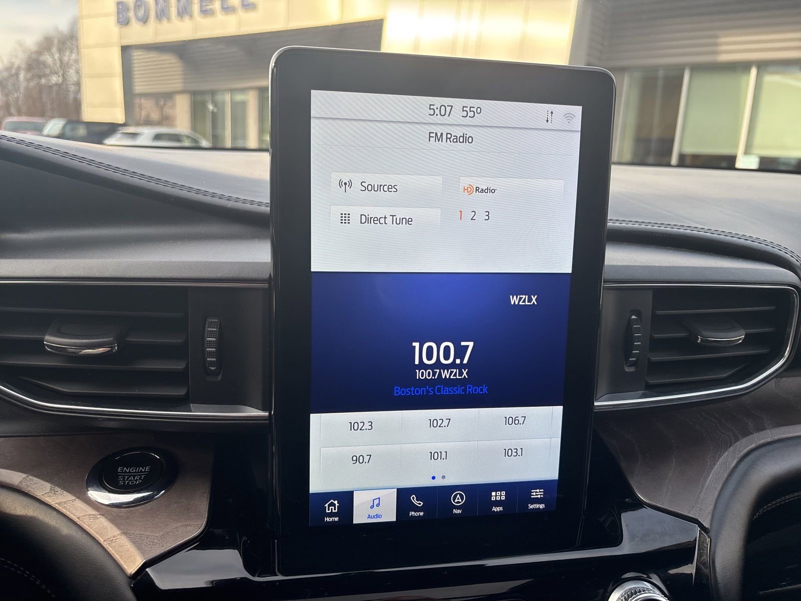 Certified 2022 Ford Explorer Platinum w/ Equipment Group 601A image 20