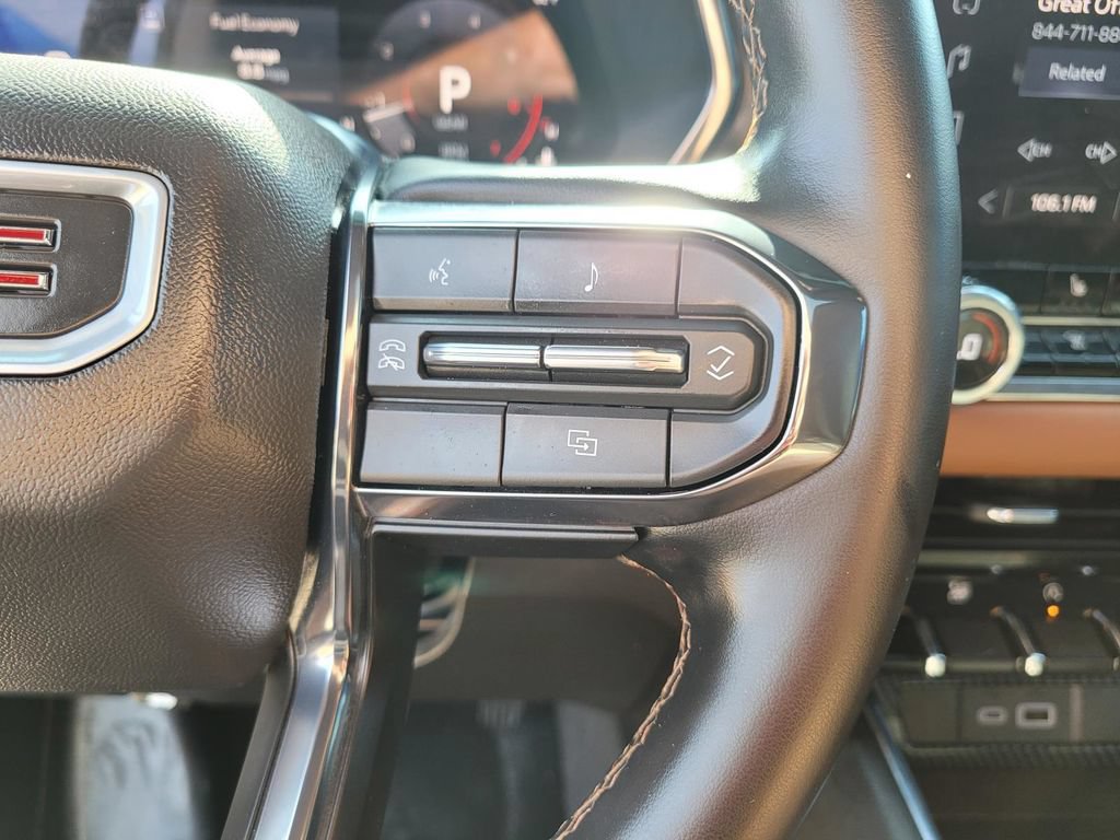 Used 2024 GMC Canyon AT4 w/ Technology Package AWD/4WD image 28