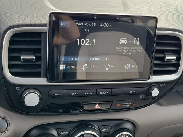 New 2026 Hyundai Venue SEL FWD image 9