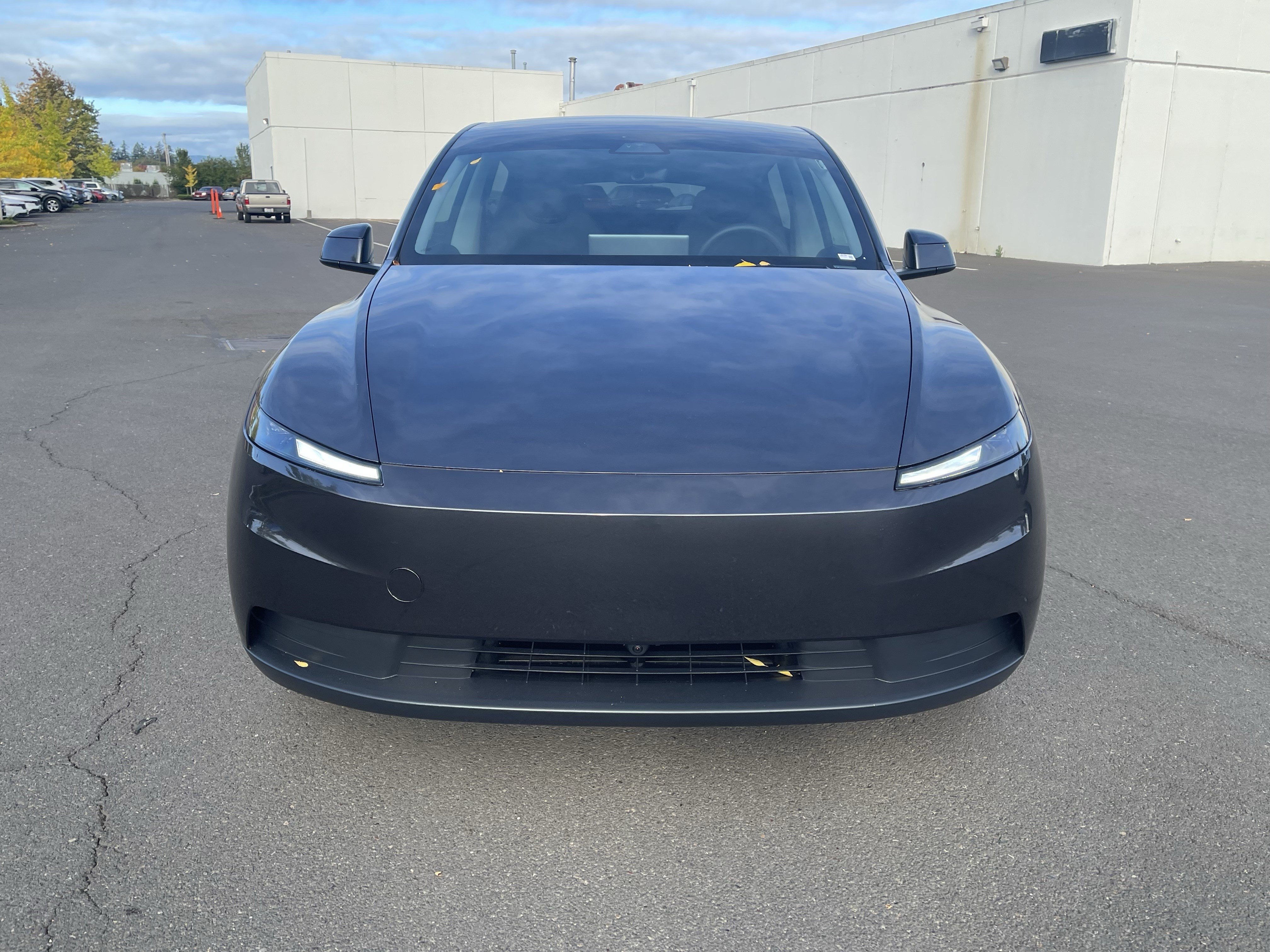 Used 2026 Tesla Model Y Long Range AWD/4WD image 8
