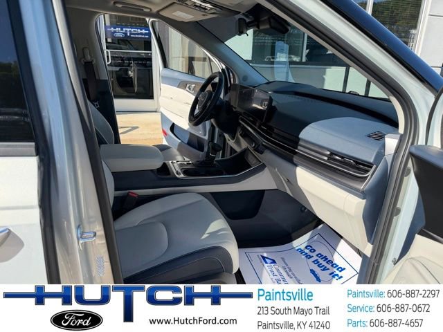 Used 2025 Kia Carnival SX Prestige FWD image 22
