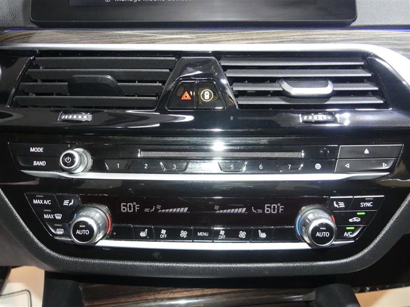 Used 2018 BMW 530i xDrive image 36