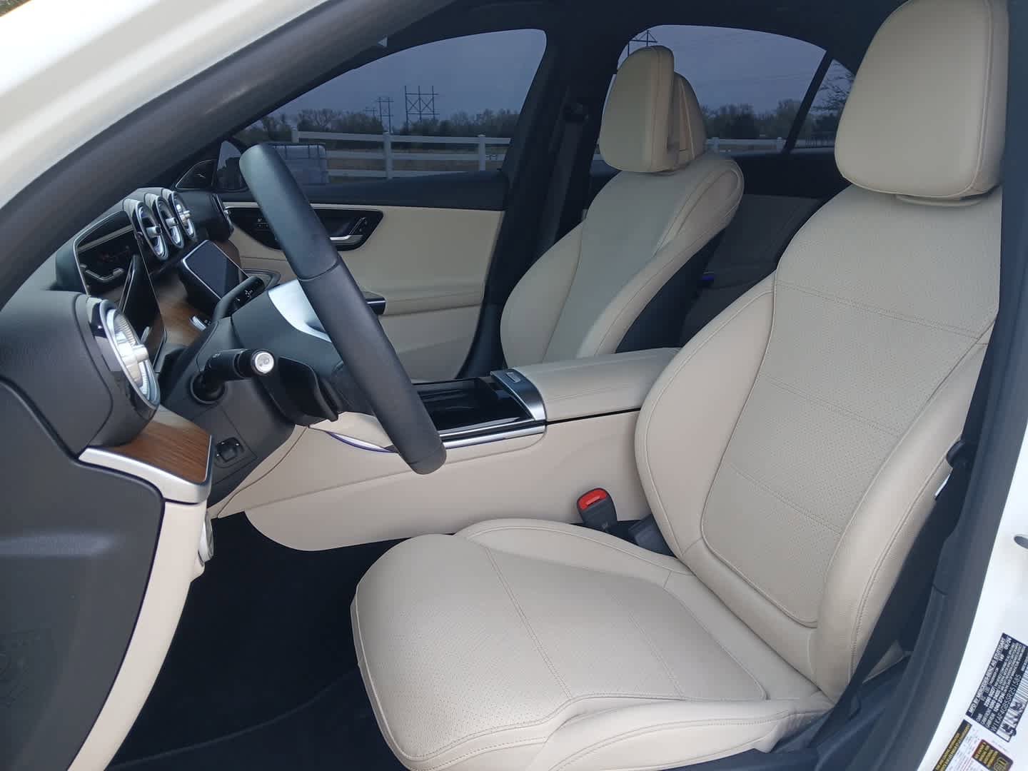 Used 2025 Mercedes-Benz C 300 Sedan image 17