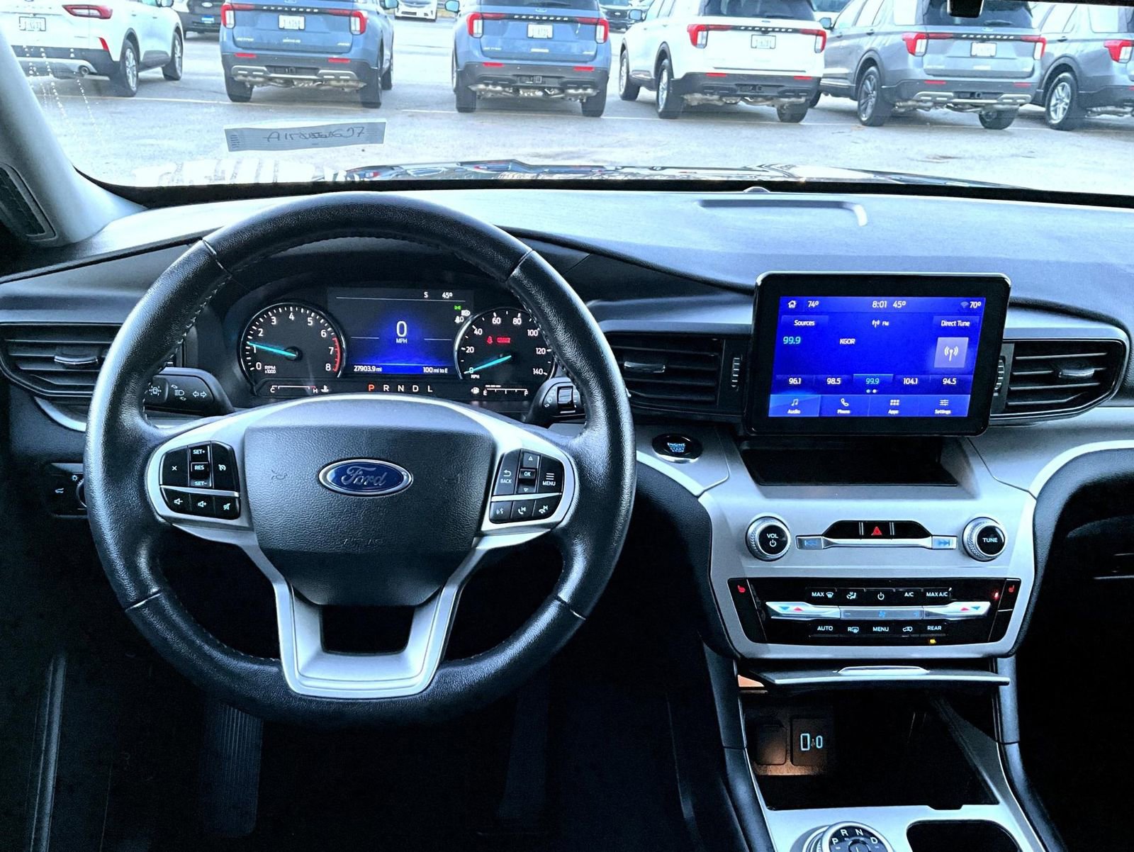 Used 2023 Ford Explorer XLT image 13