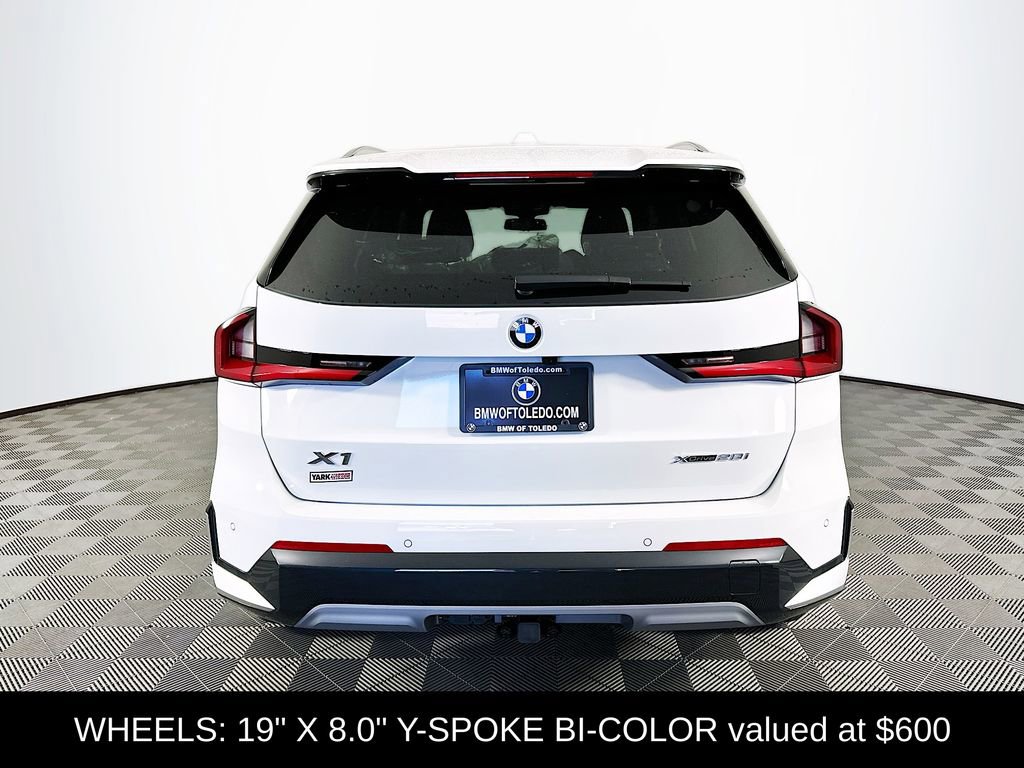 New 2026 BMW X1 xDrive28i w/ Technology Package image 8