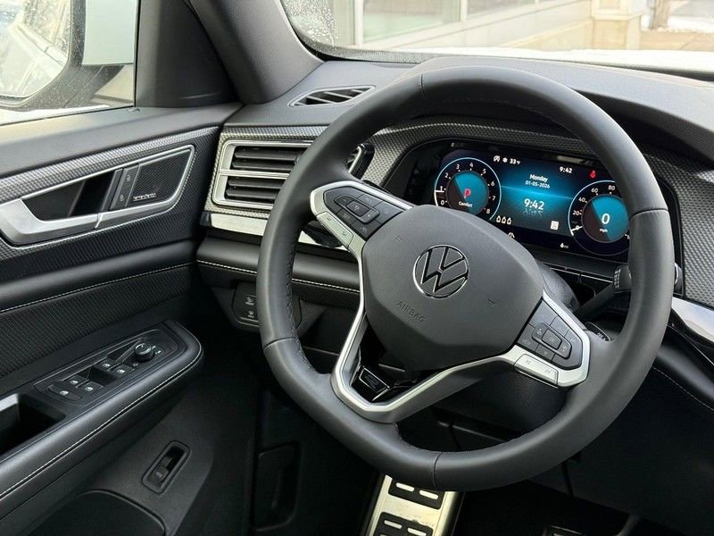 New 2026 Volkswagen Atlas Cross Sport SEL Premium R-Line image 9