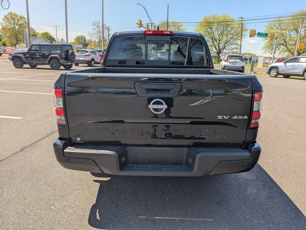 Used 2022 Nissan Frontier SV w/ Technology Package AWD/4WD image 6