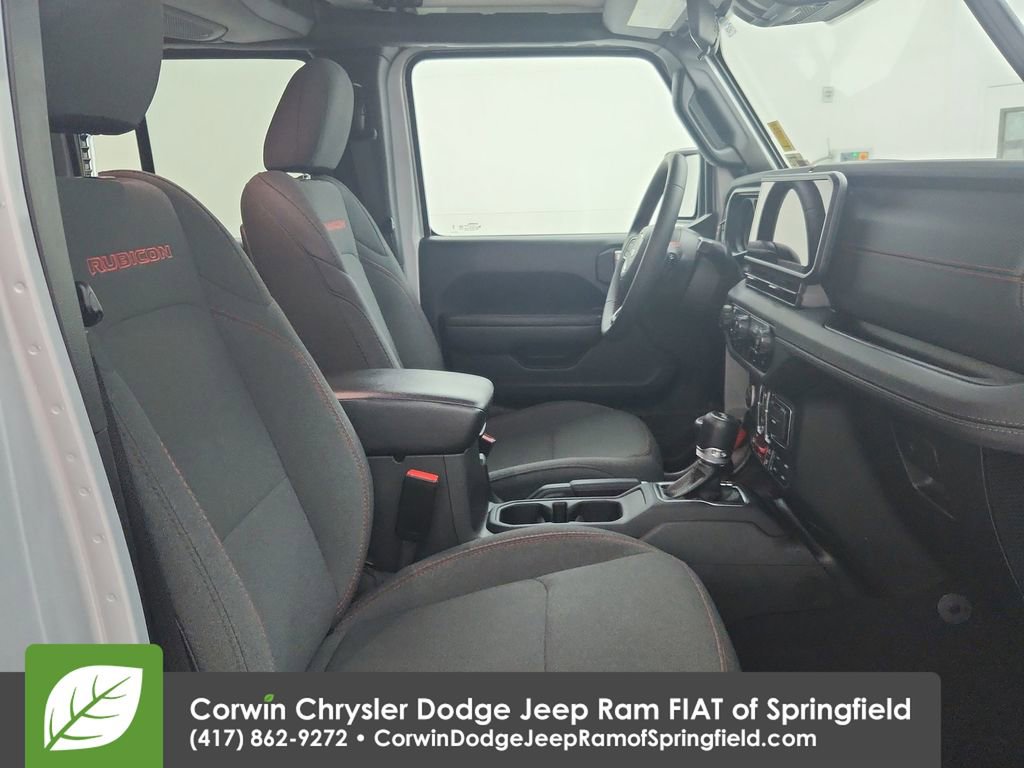 Certified 2024 Jeep Wrangler Rubicon image 32