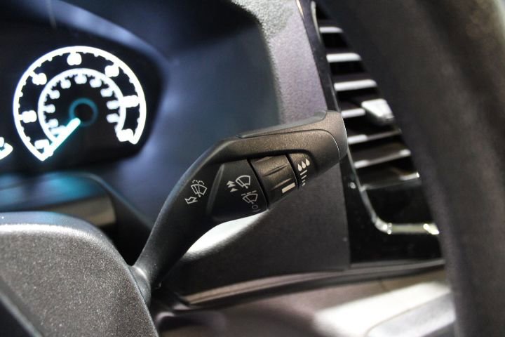 Used 2023 Ford Transit 350 XLT image 31