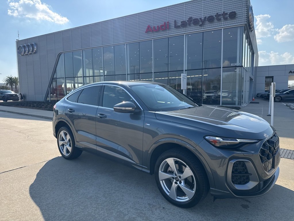 Used 2025 Audi Q5 Premium Plus w/ Premium Plus image 1