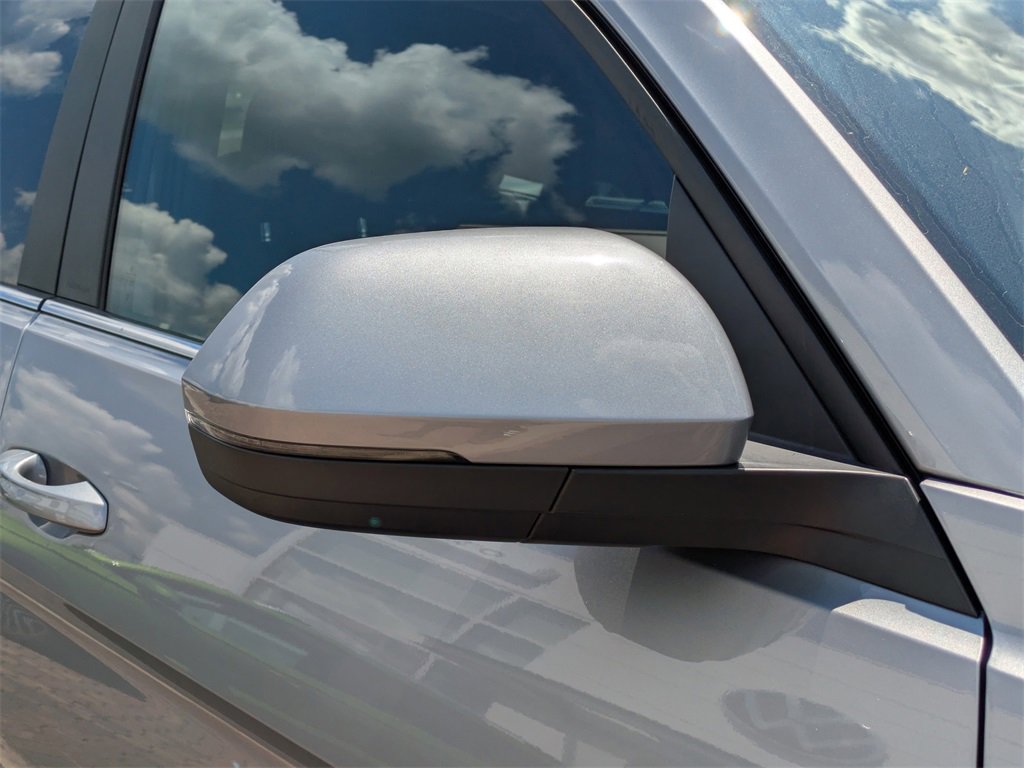 New 2026 Volkswagen Atlas Cross Sport SE image 11