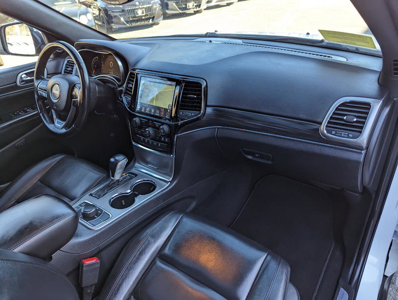 Used 2019 Jeep Grand Cherokee Limited AWD/4WD image 32