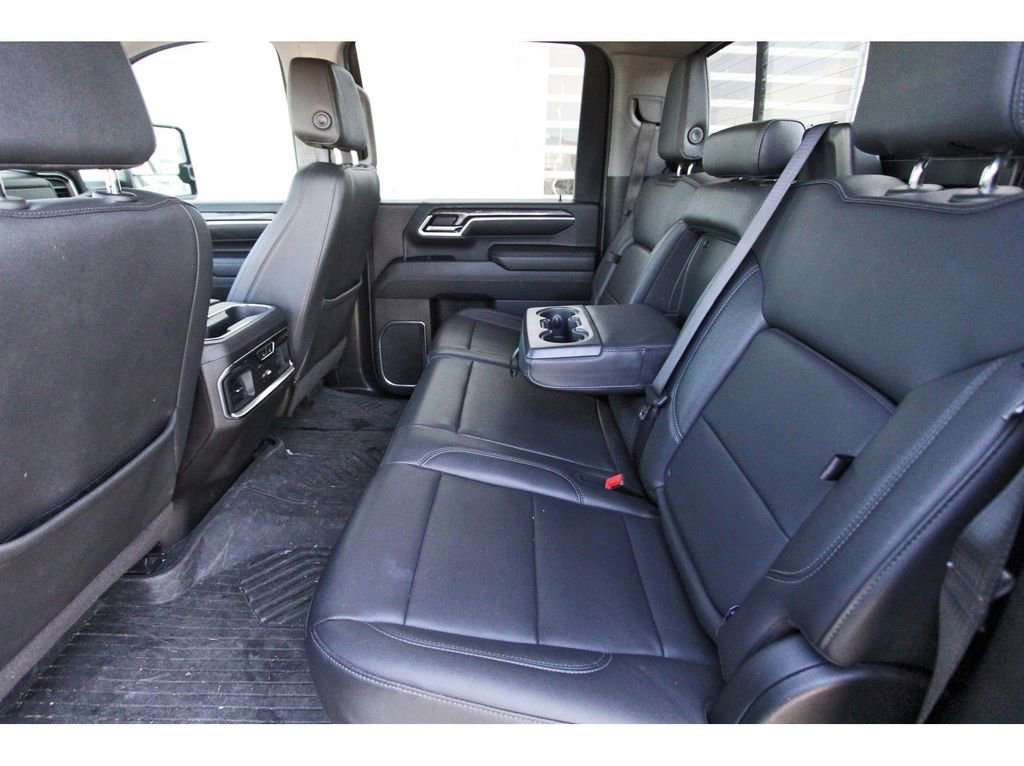 Used 2024 Chevrolet Silverado 2500 LTZ w/ LTZ Texas Edition image 7