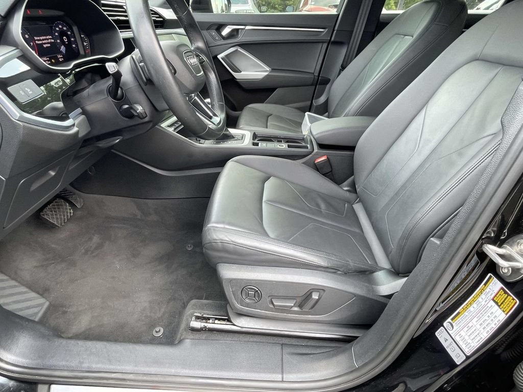 Used 2021 Audi Q3 2.0T Premium Plus w/ Premium Plus Package AWD/4WD image 13