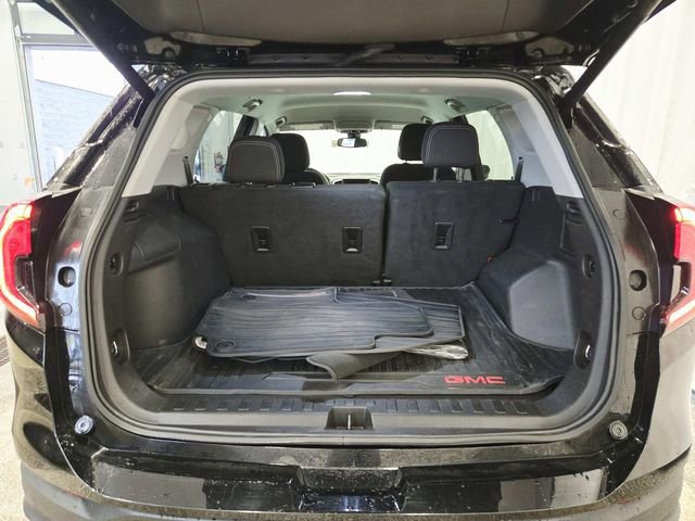 Certified 2022 GMC Terrain SLE w/ Driver Convenience Package image 10