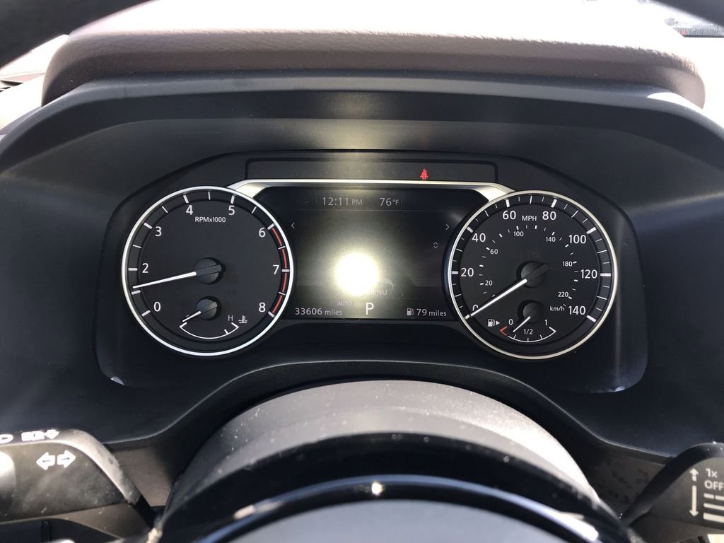 Used 2023 Nissan Rogue SV image 15