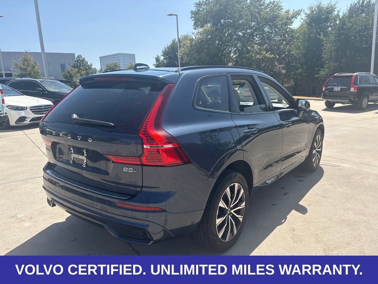 Certified 2024 Volvo XC60 B5 Core w/ Protection Package Premier AWD/4WD image 5