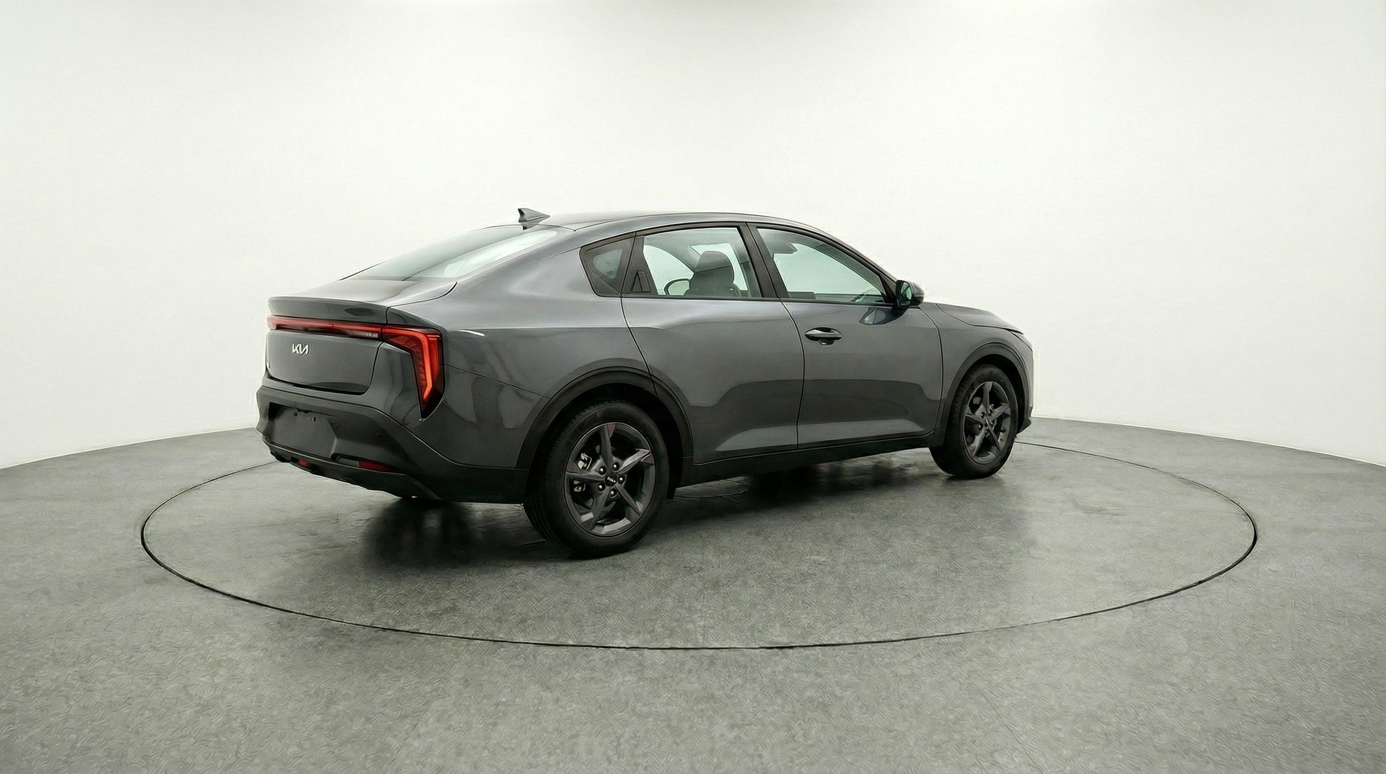 Used 2025 Kia K4 LXS image 9