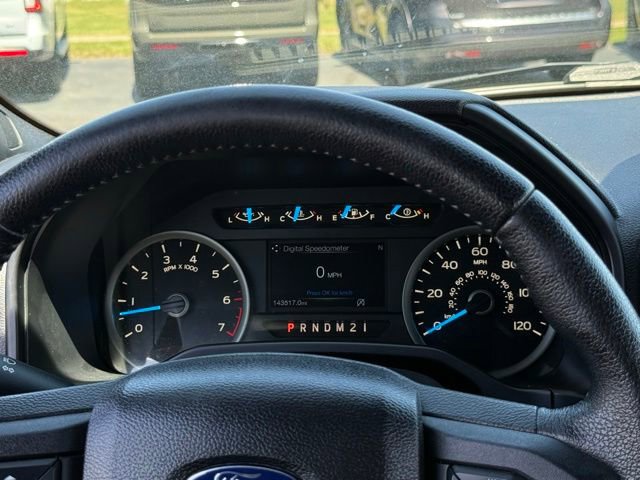 Used 2015 Ford F150 XLT w/ Equipment Group 301A Mid AWD/4WD image 6