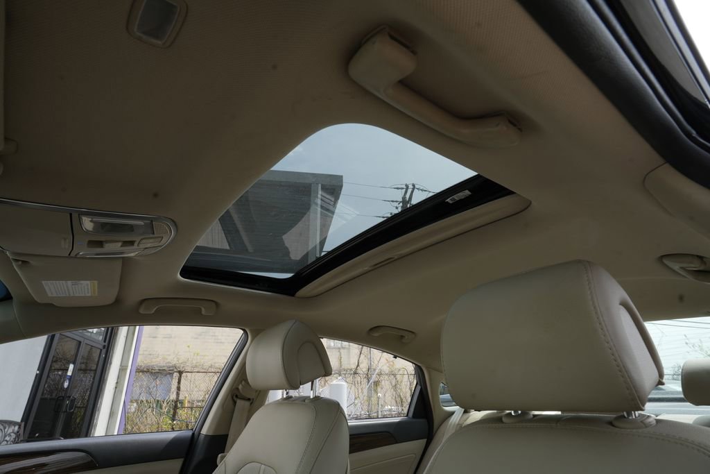 Used 2017 Hyundai Sonata Limited w/ Tech Package 03 image 16
