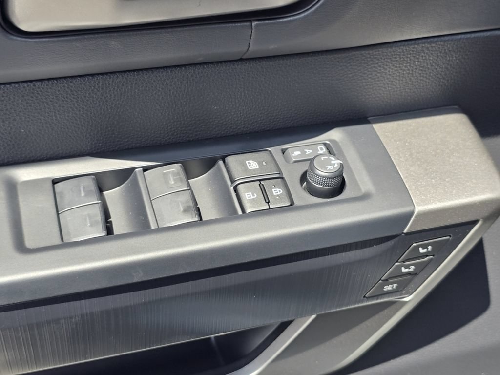 New 2026 Toyota Sequoia Platinum AWD/4WD image 27