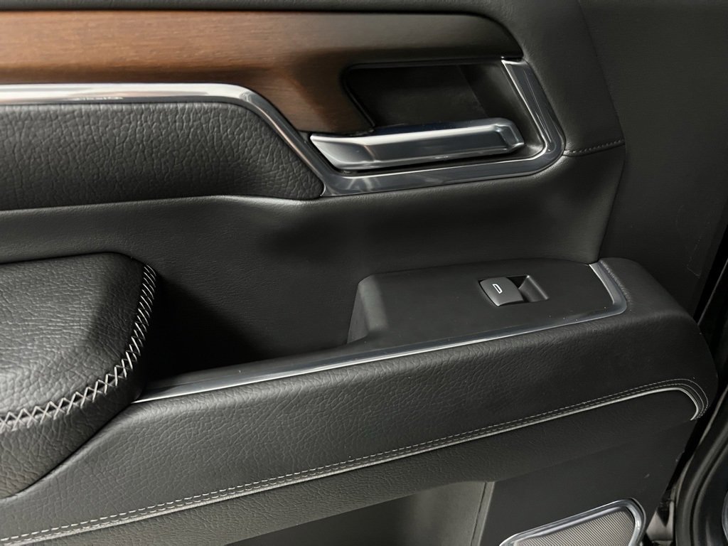 Used 2024 GMC Sierra 3500 Denali w/ Denali Reserve Package image 48