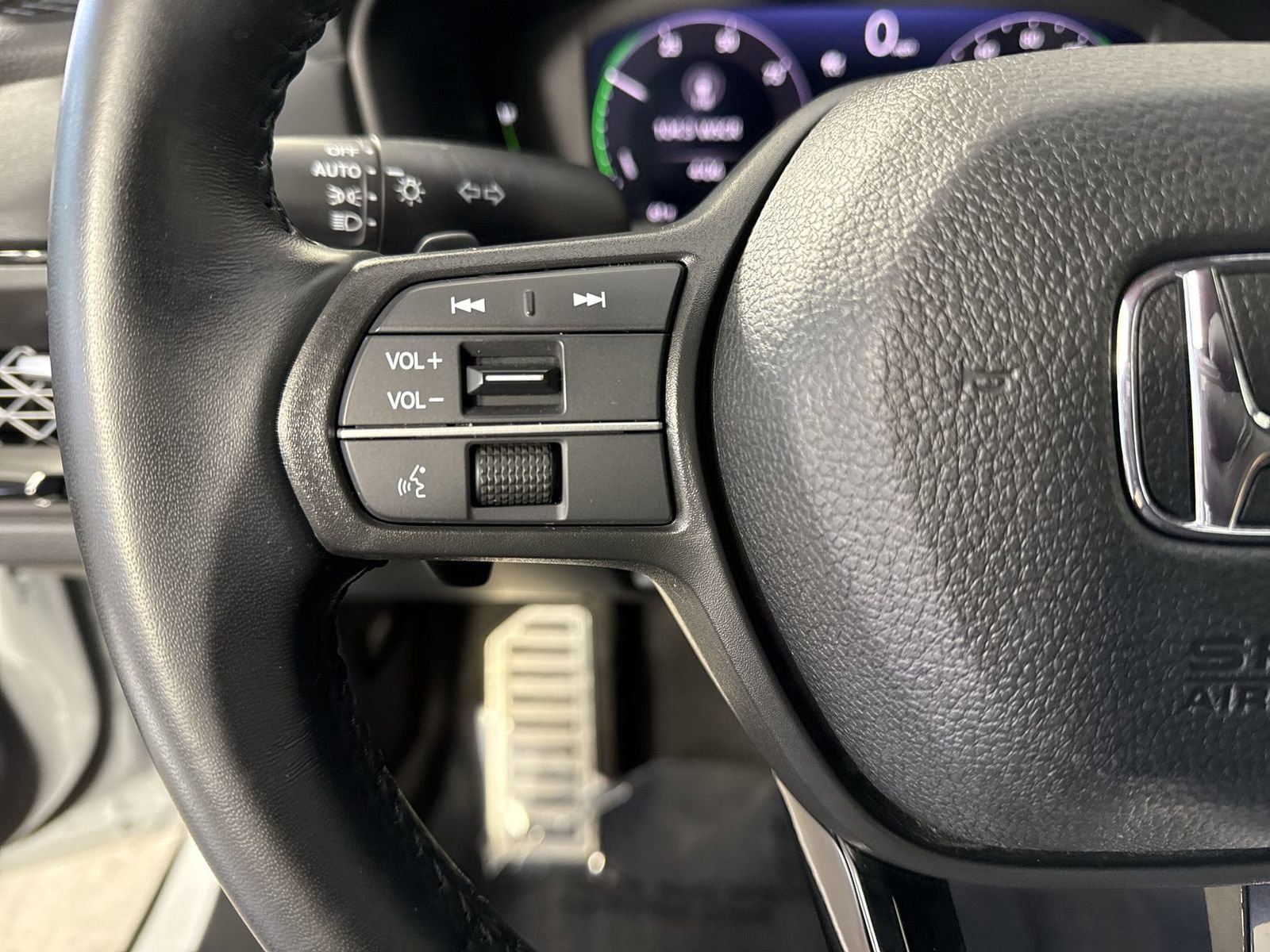 Used 2023 Honda Accord Sport image 12