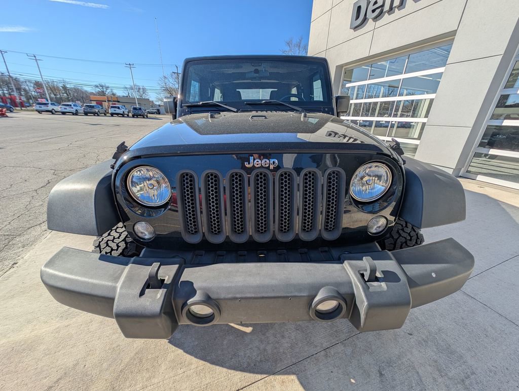 Used 2016 Jeep Wrangler Unlimited Sport image 9