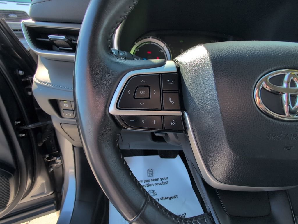 Used 2023 Toyota Highlander XLE image 27