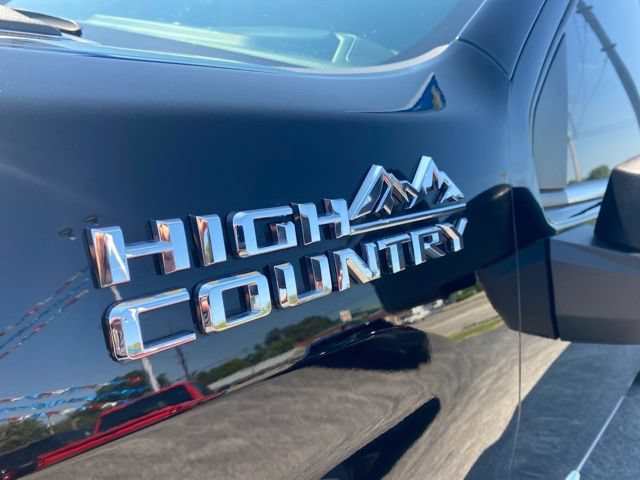 Used 2024 Chevrolet Silverado 2500 High Country AWD/4WD image 12