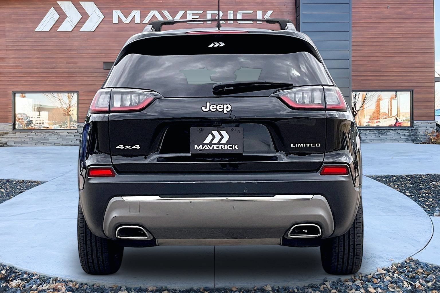 Used 2022 Jeep Cherokee Limited w/ Mopar Interior Package AWD/4WD image 6