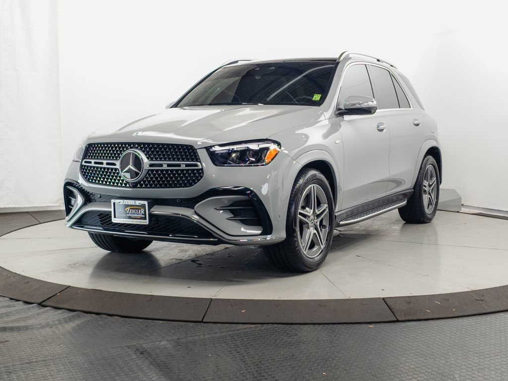 Used 2025 Mercedes-Benz GLE 450e 4MATIC image 3