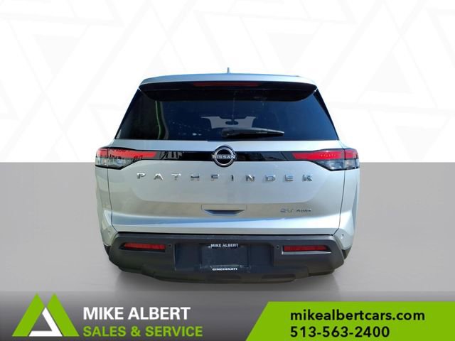Used 2023 Nissan Pathfinder SV image 6