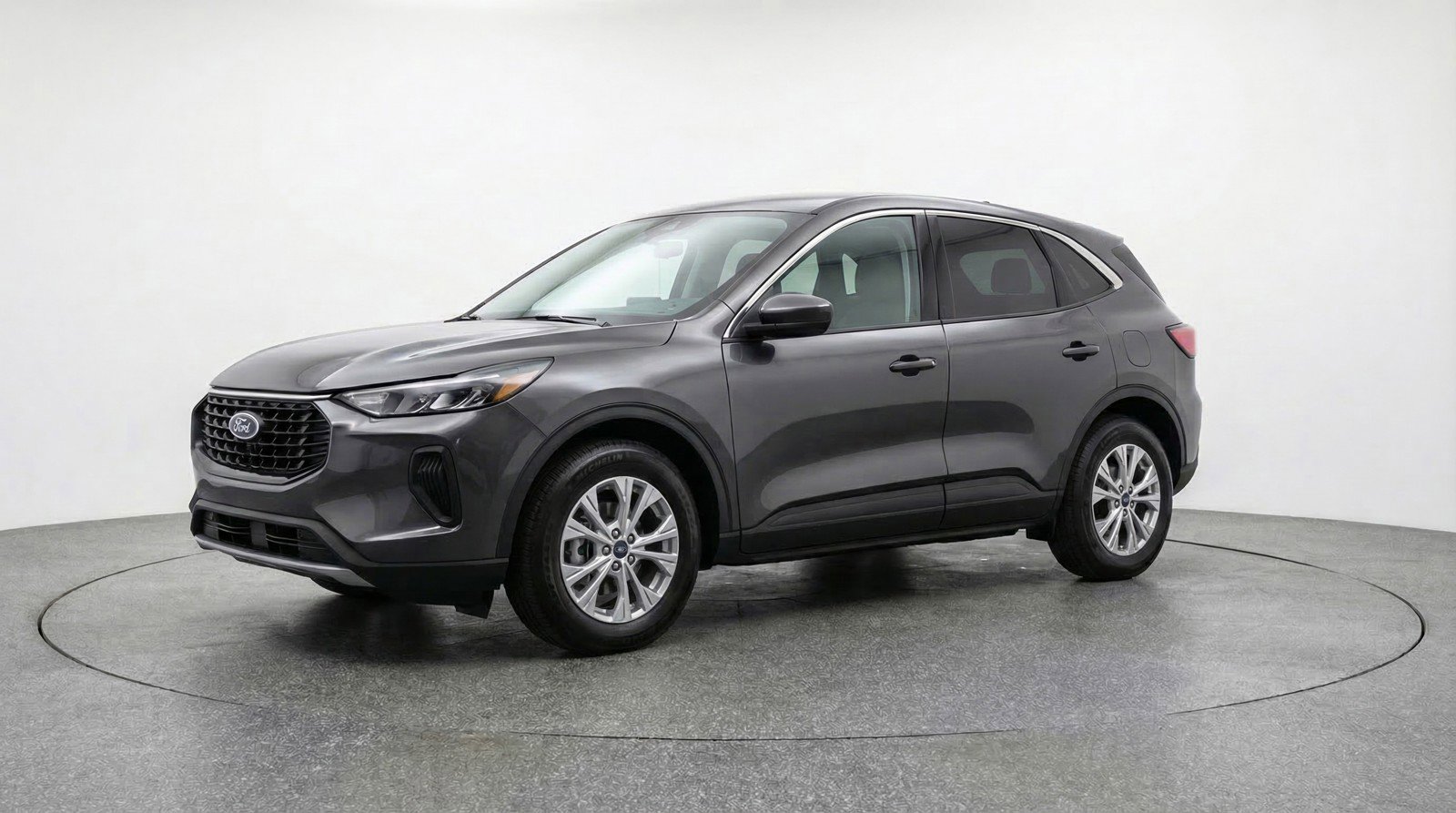 Used 2024 Ford Escape Active FWD image 3
