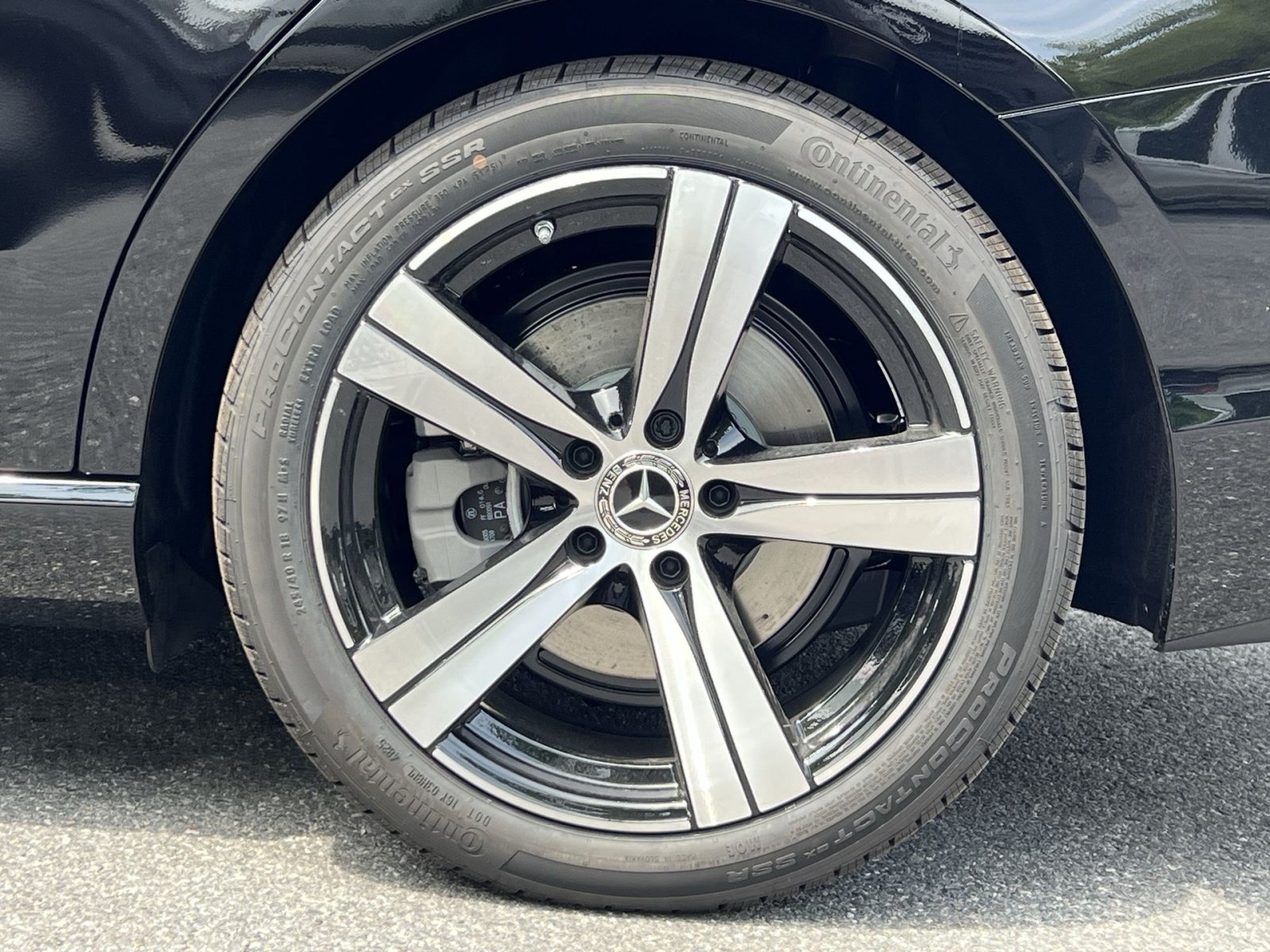 New 2026 Mercedes-Benz C 300 4MATIC Sedan image 17