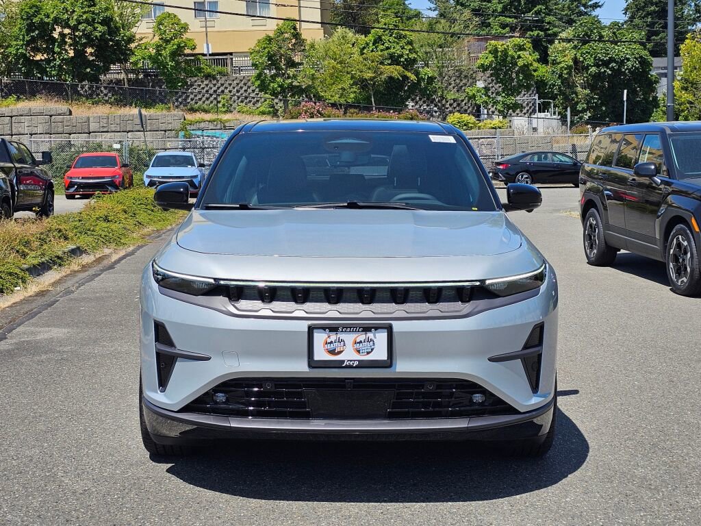 New 2025 Jeep Wagoneer S Limited image 3
