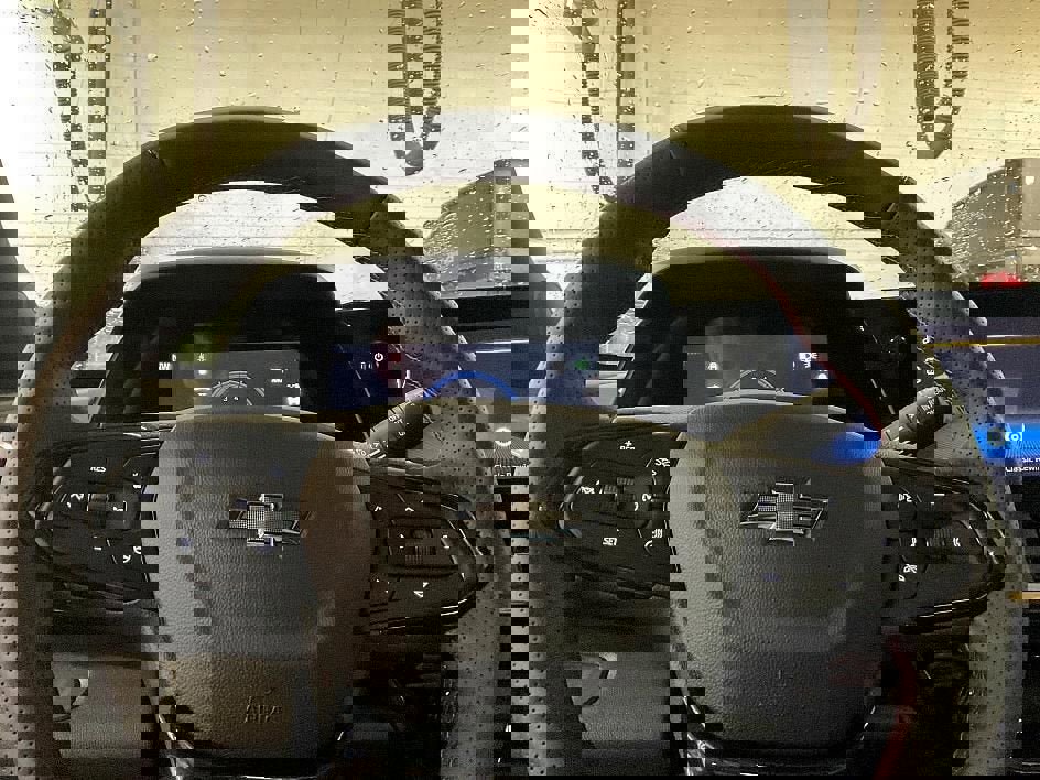 New 2026 Chevrolet Trax RS w/ Sunroof Package image 38