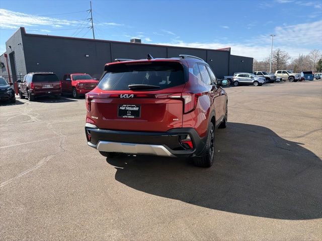 Used 2025 Kia Seltos SX w/ SX Sunroof Package image 10