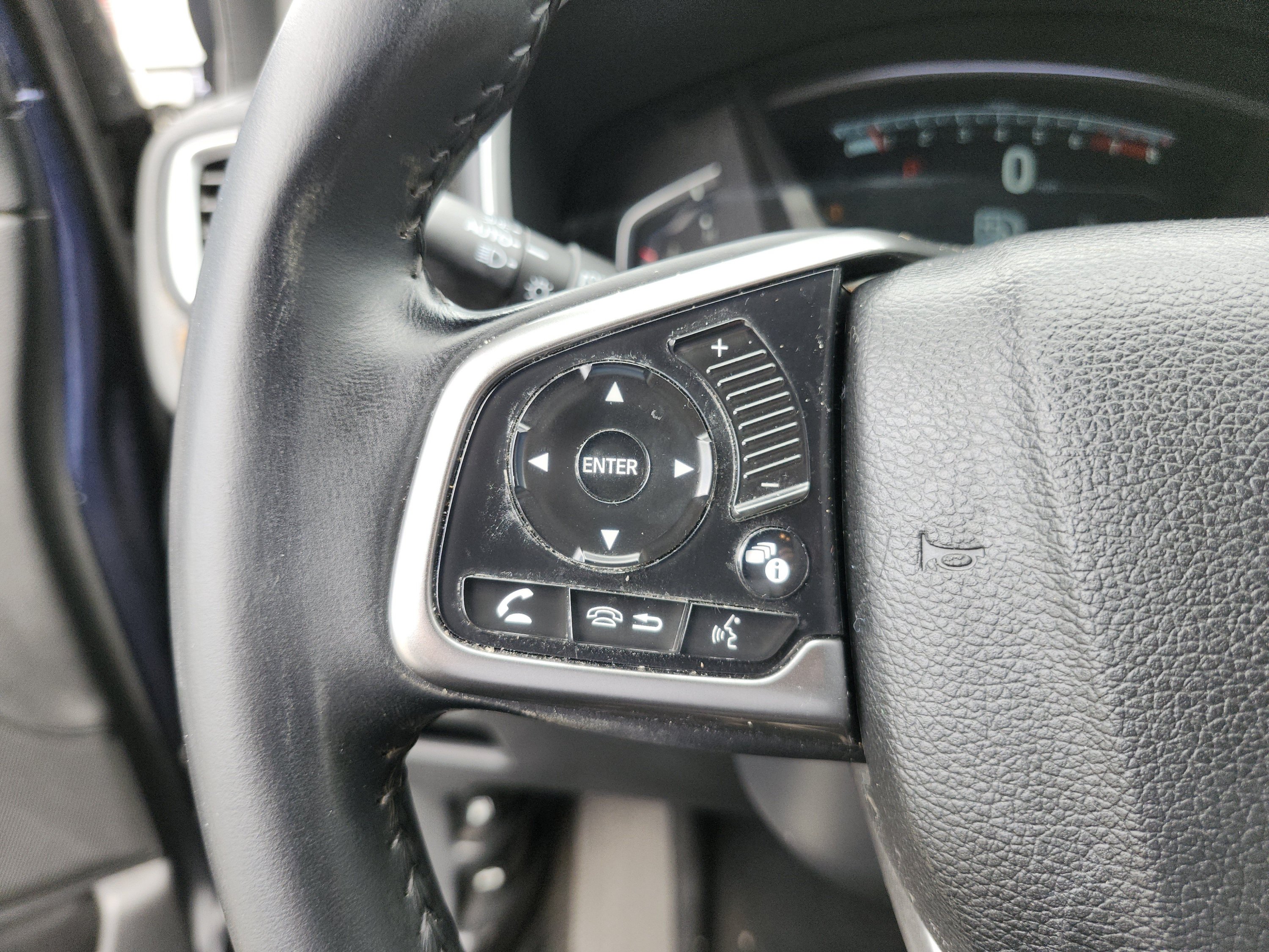 Used 2018 Honda CR-V EX-L image 32