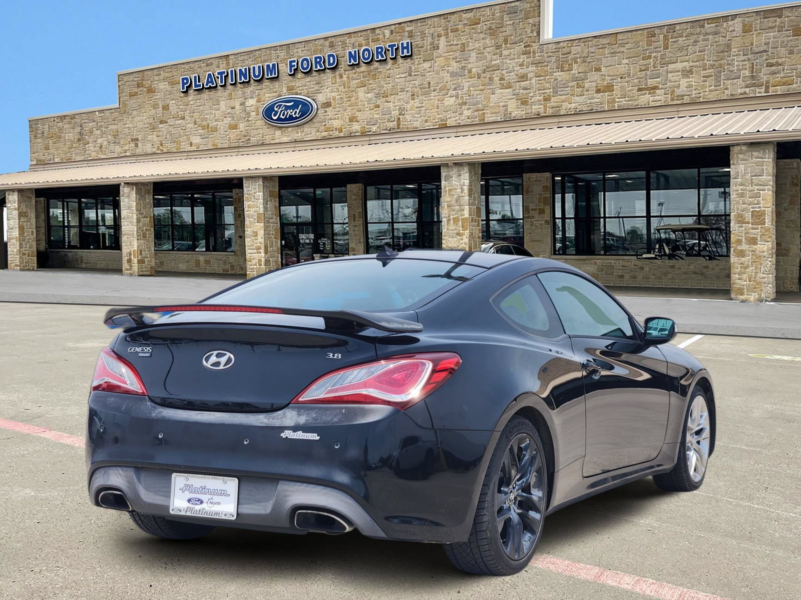 Used 2015 Hyundai Genesis 3.8 RWD image 5