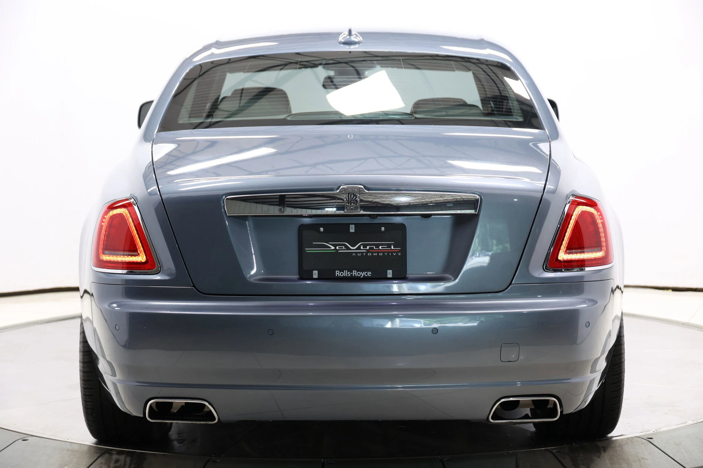 Used 2011 Rolls-Royce Ghost image 61