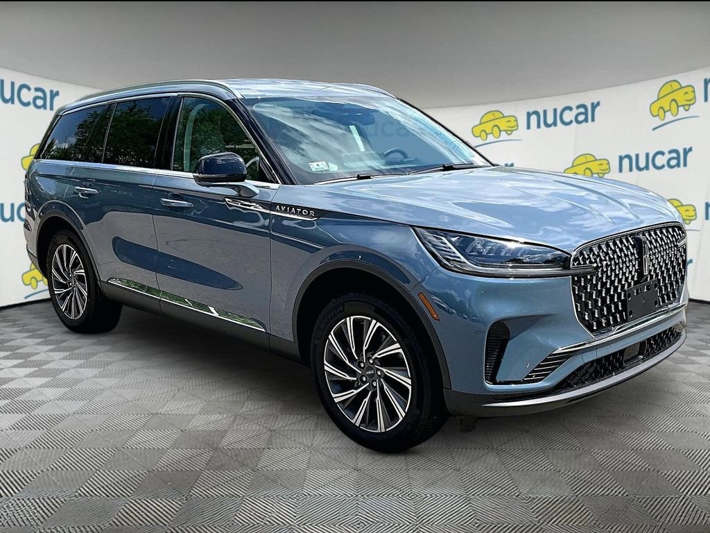 Used 2026 Lincoln Aviator AWD image 1
