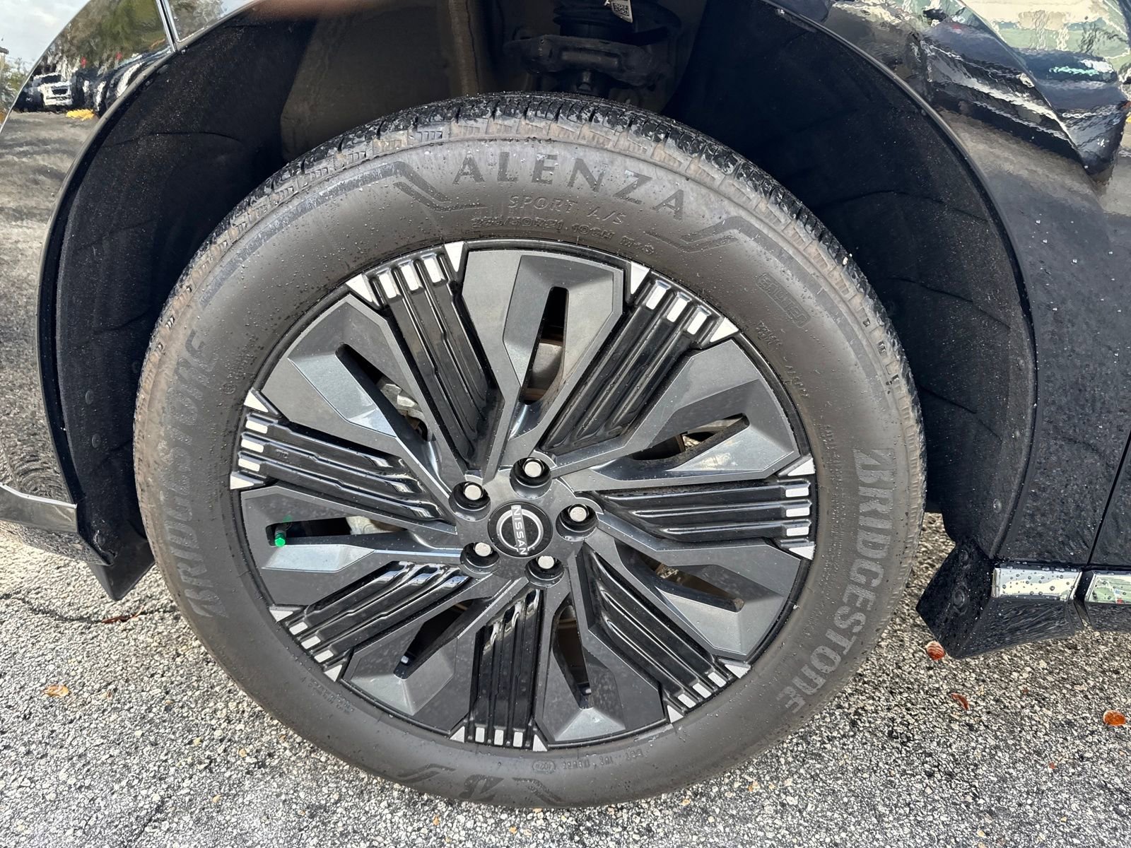 Certified 2025 Nissan Murano Platinum w/ Cargo Package image 11