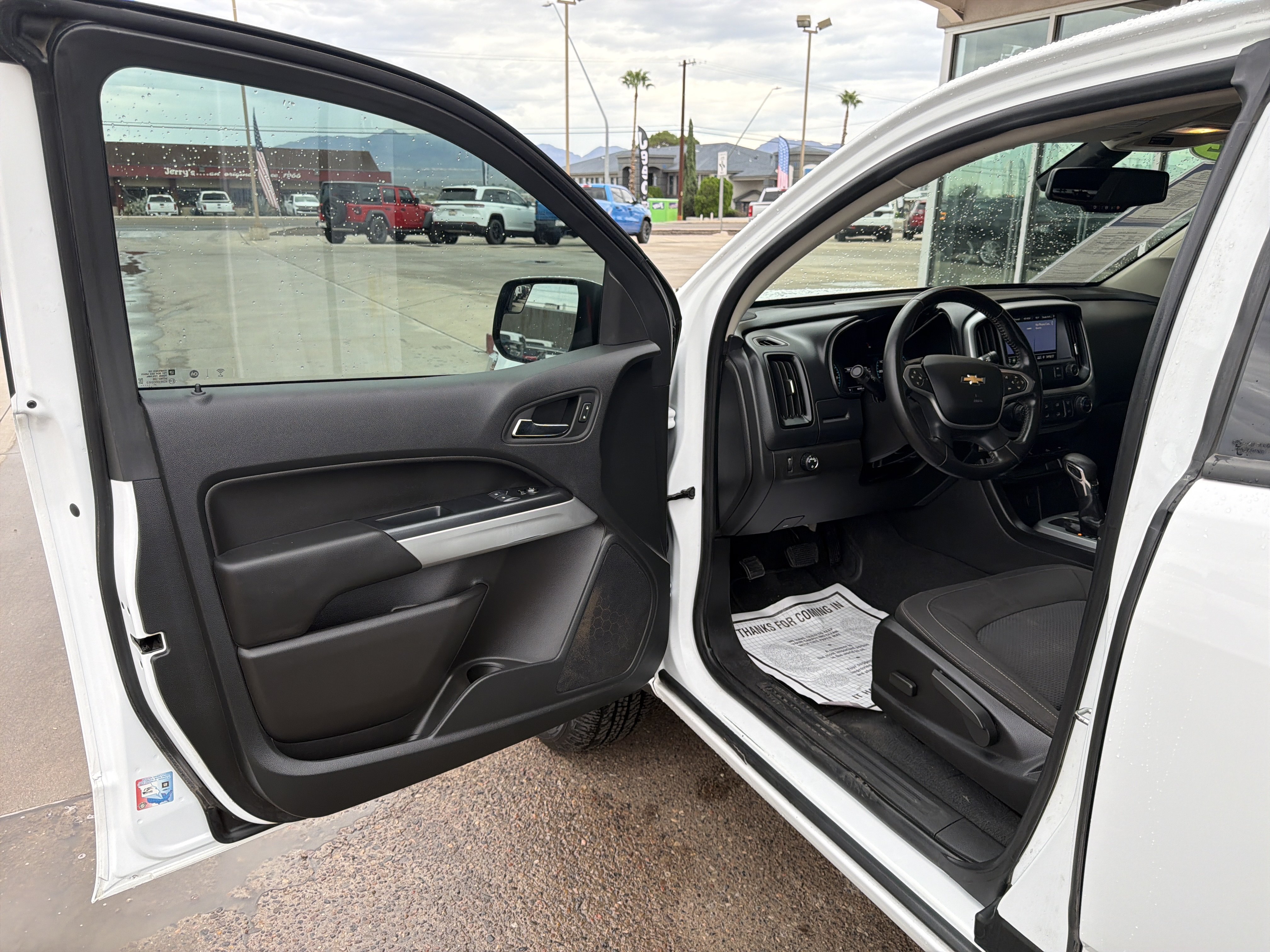 Used 2022 Chevrolet Colorado LT RWD image 10