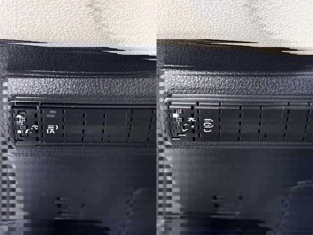 Used 2022 Toyota Corolla LE image 21